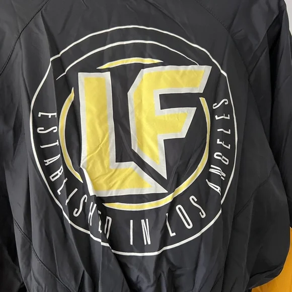 Cropped Windbreaker from LF - Picture 5 of 12